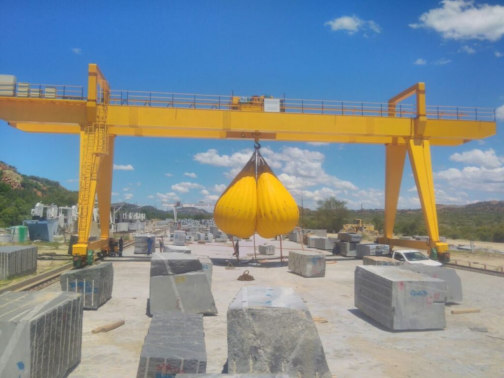 10 Fun Facts about Cranes! Cranes Complete & Components